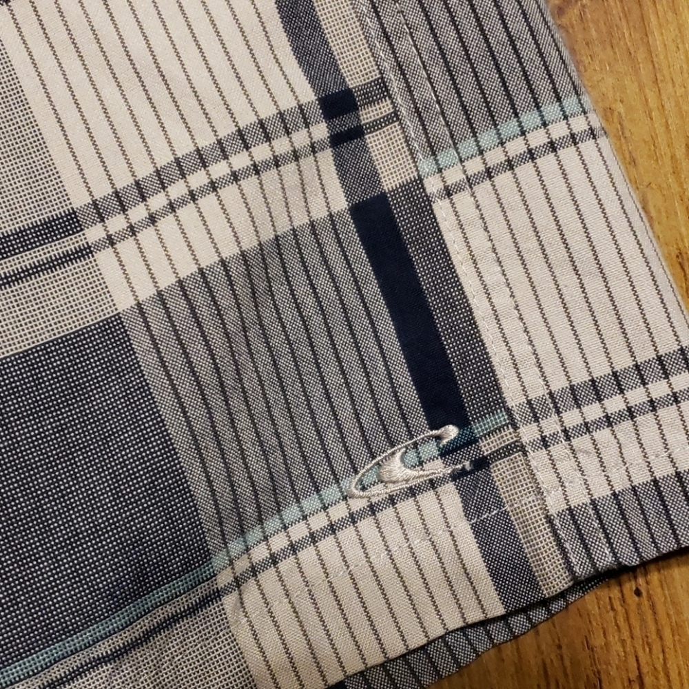 O'Neill blue & grey plaid flat front board shorts - Picture 2 of 5